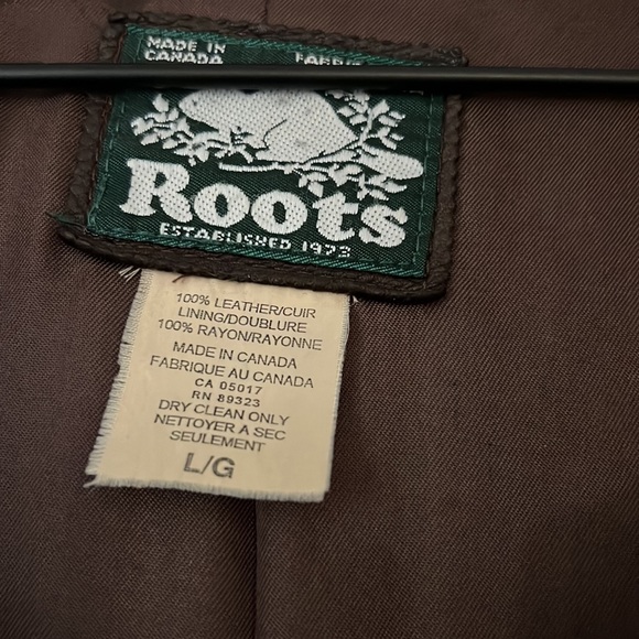 Vintage • Roots • Leather Jacket - Picture 2 of 3